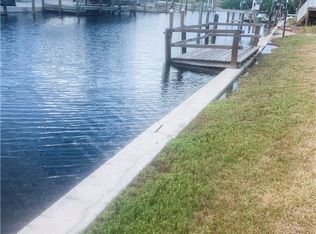 11371 Azalea Ln, Fort Myers Beach, FL 33931