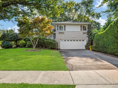 2 Doone Drive, Syosset, NY, 11791