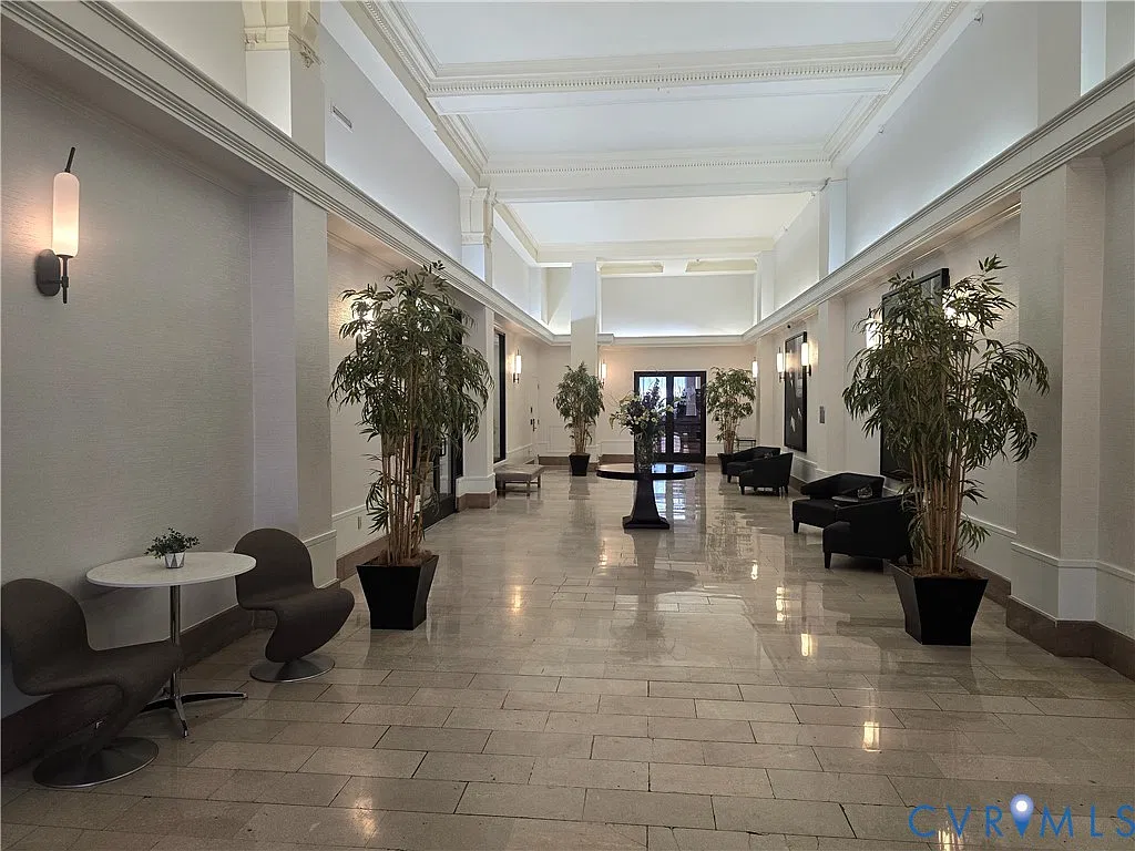 1 bed, 1.0 bath, 685 sqft, $1,550 — Photo 3