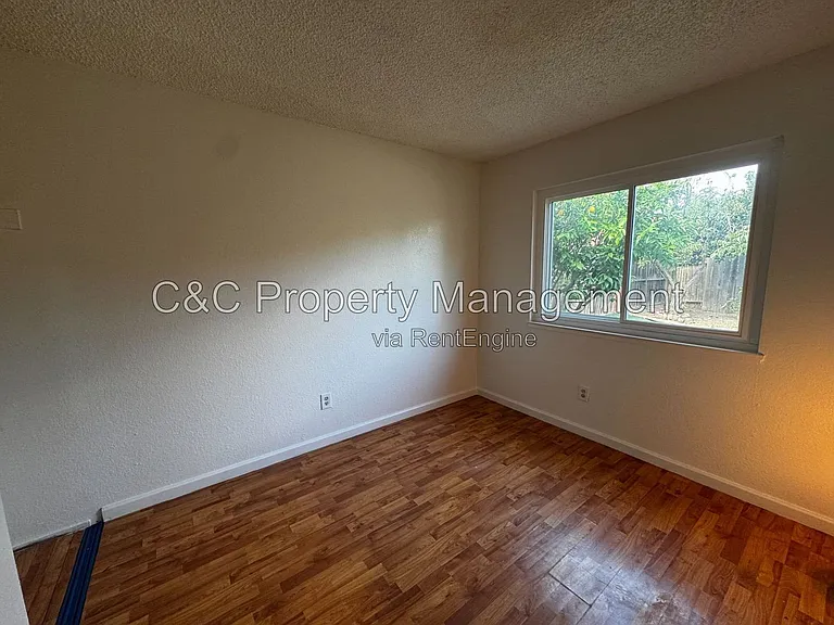 286 Frigate Ct — Photo 6