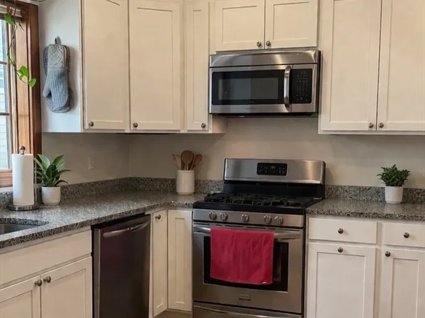 128 Josephine Ave #128, Somerville, MA 02144