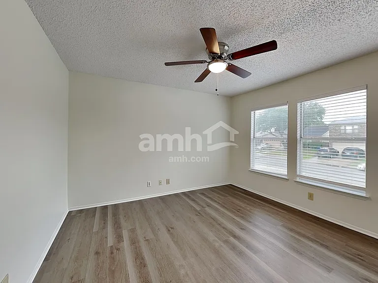 4531 Sherwood Way — Photo 18