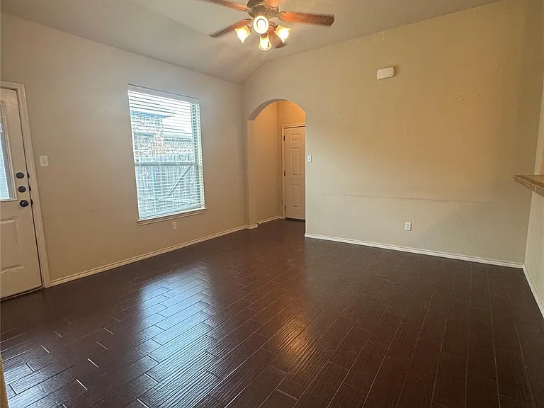 1112 Brendon Lee Ln — Photo 6