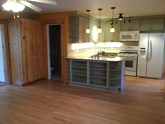 2nd image of 8446 Loch Levon Ave