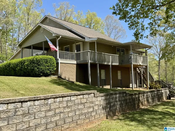 111 Warren Dr, Wedowee, AL 36278