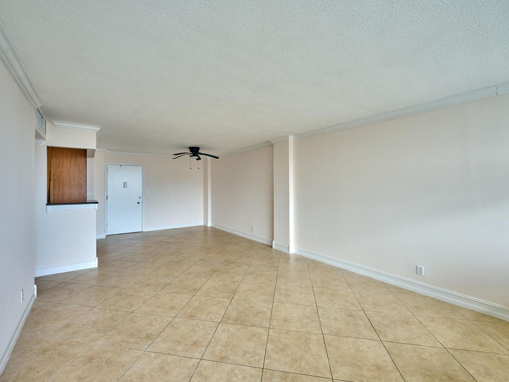 305 N Pompano Beach Boulevard #1204, photo 5