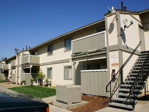 1101 Park Street Apartments, 1101 Park St #70c236766, Turlock, CA 95380