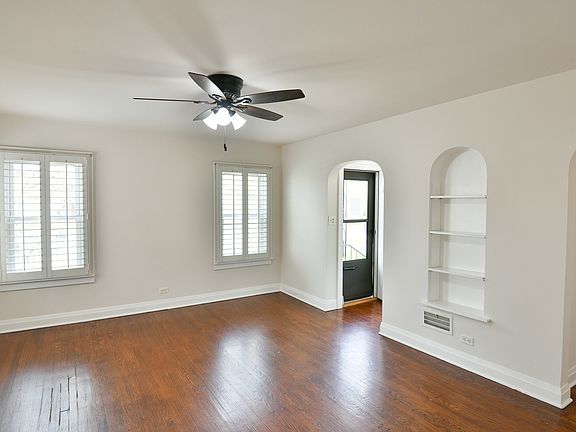 3rd image of 313 N Jackson St