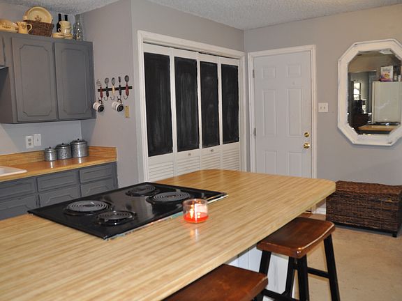 5th image of 5716 Macneill Dr
