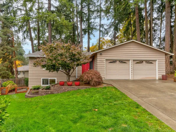 13525 SW Fircrest Ct, Beaverton, OR 97008