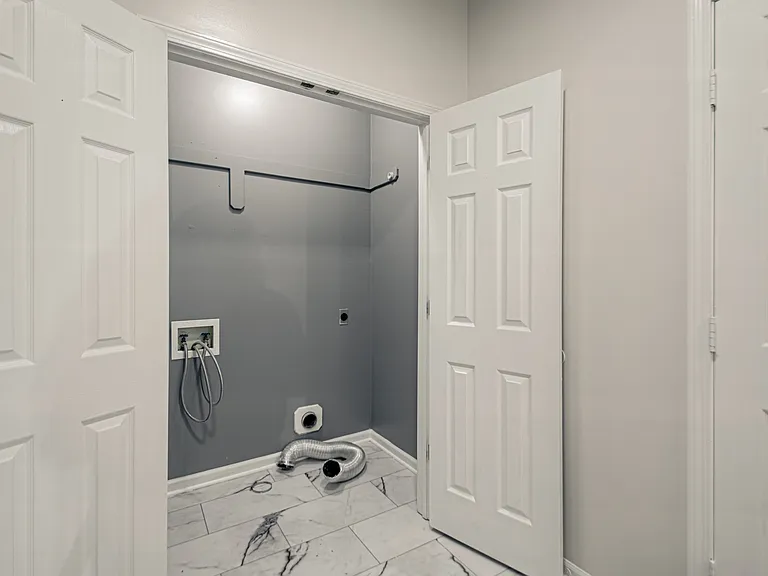 13907 W 150th Ct — Photo 27