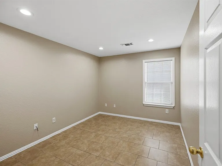 2803 Wayside Ave — Photo 19