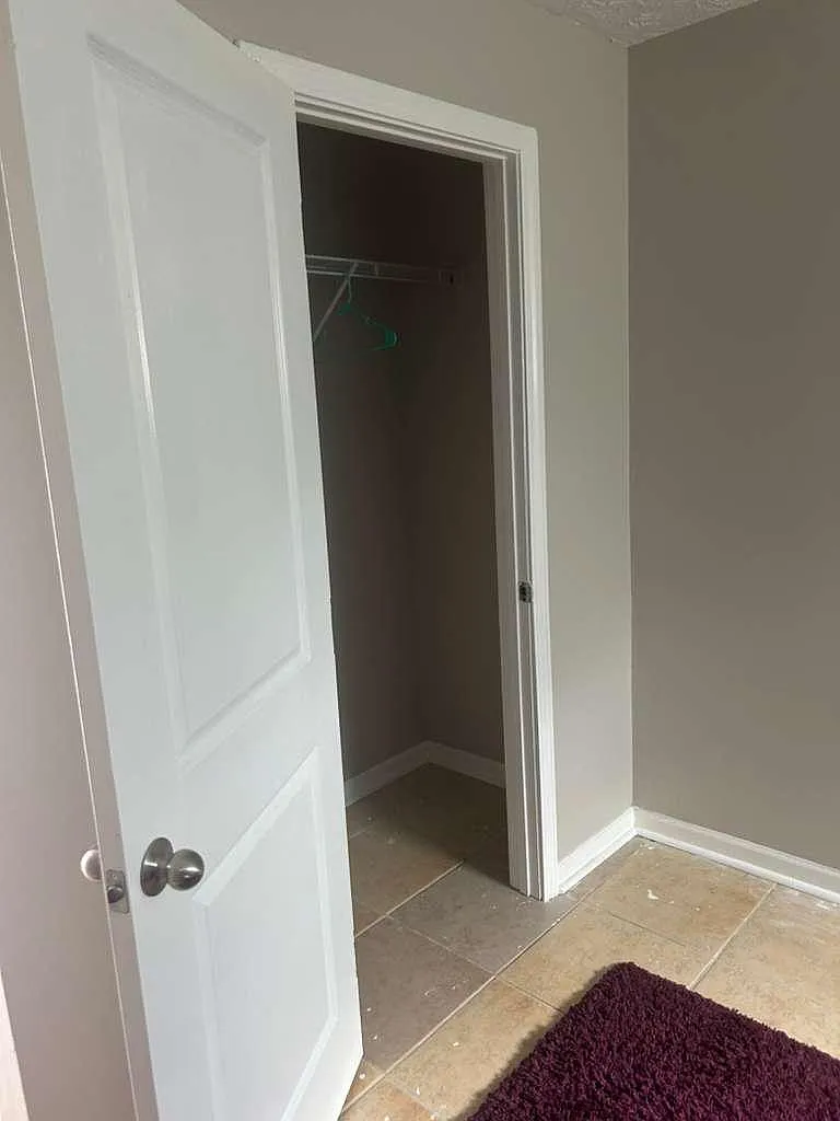 2 bed, $750 — Photo 3
