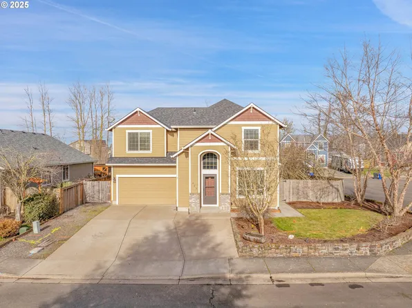 627 Shenandoah Dr, Molalla, OR 97038