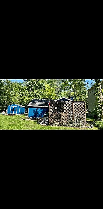 2nd image of 6403 Woodland Rd