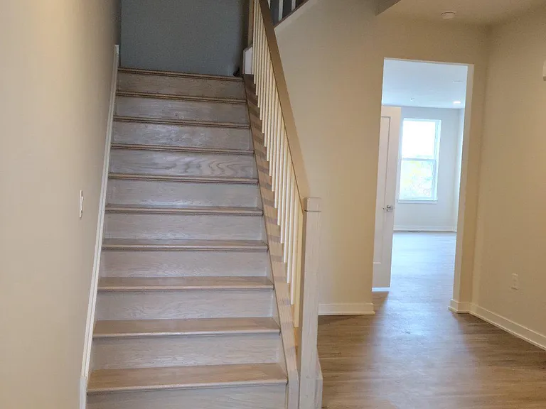821 Bayberry Ct #821 — Photo 23