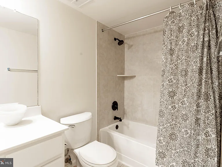 105 Westwick Ct #2 — Photo 8
