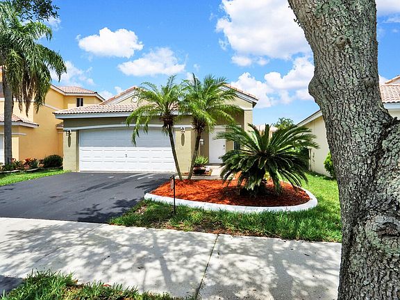 5th image of 1647 Palermo Dr
