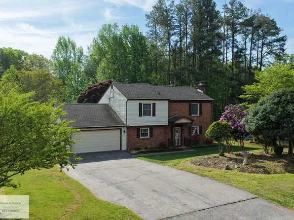 237 Deerwood Dr, Blairs, VA 24527