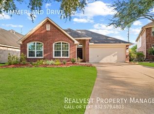 3235 Summerland Dr, Manvel, TX 77578
