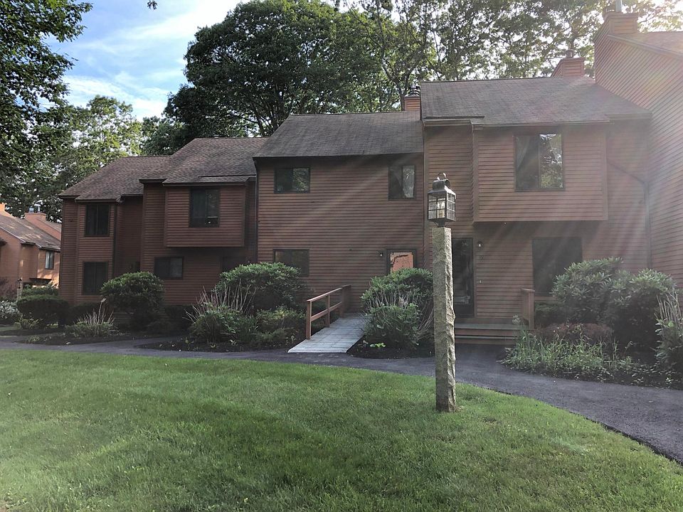 1st image of 40 Dunvegan Woods