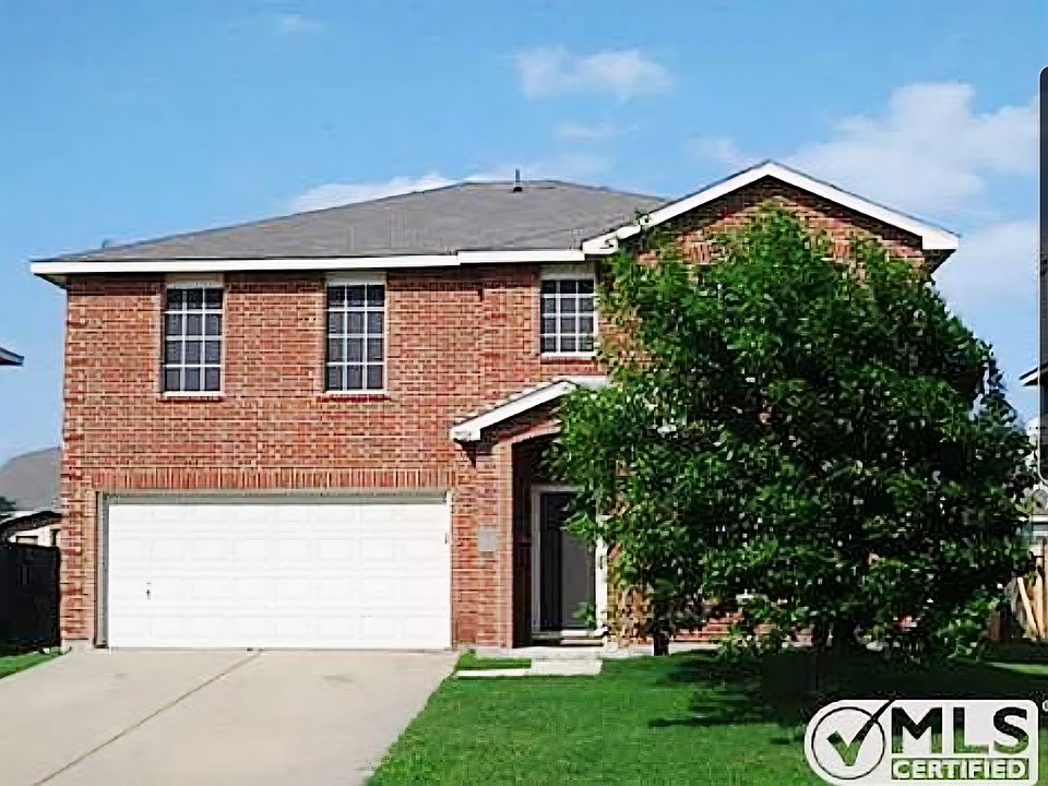 1st image of 2924 Clemente Dr