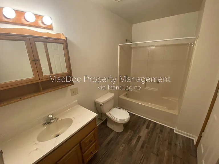 8302 Delegate Dr — Photo 15
