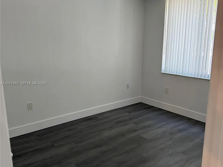 1740 NW North River Dr #325 — Photo 6