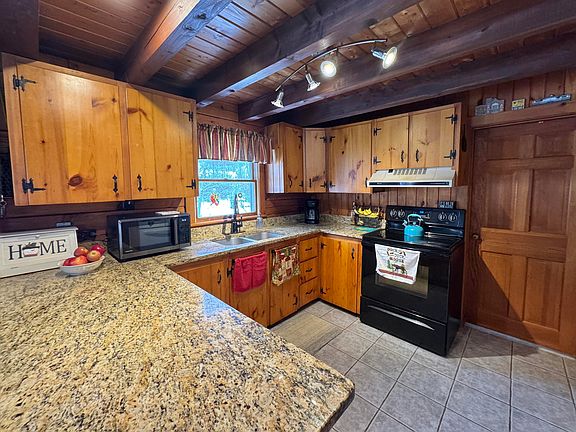 3rd image of 362 Bucksmills Road
