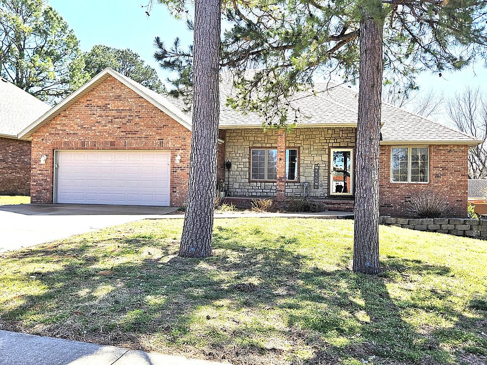 1st image of 1414 E Smith Street