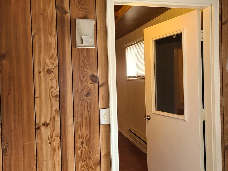 Entry porch