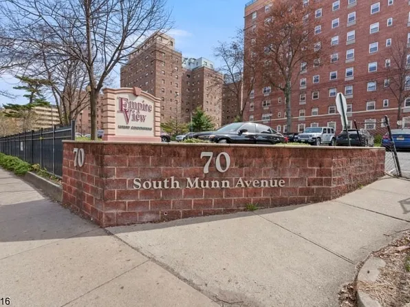 70 S Munn Ave APT 1009, East Orange, NJ 07018