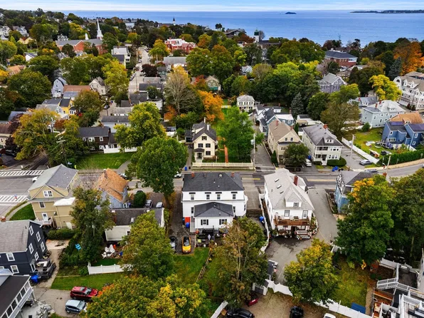20 Paradise Rd #20, Swampscott, MA 01907