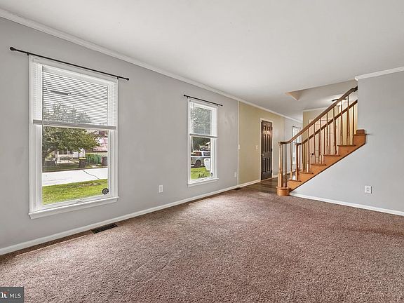 3rd image of 215 McClellan Ave