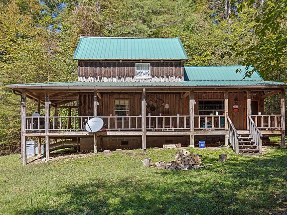 3rd image of 230 Big Towee Rd