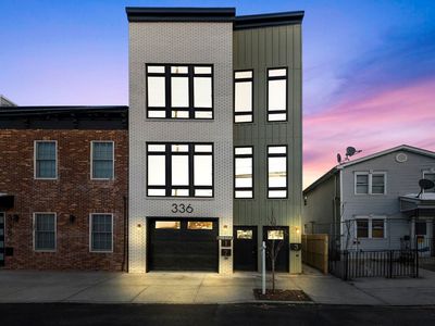 336 Randolph Ave Floor 2, Jersey City, NJ, 07304