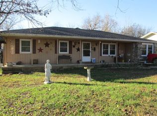 1009 Jefferson Ave, West Plains, MO 65775