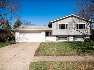 392 Baldwin Dr, Berea, OH 44017