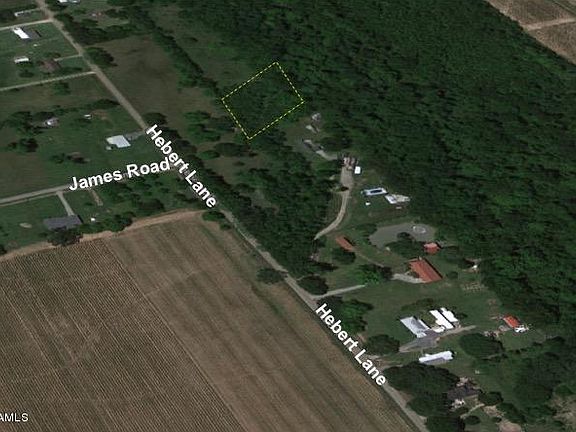 3rd image of 1501 Hebert Ln