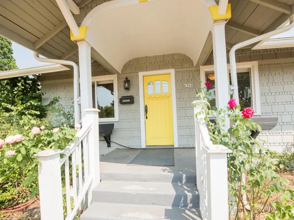 6302 SE 49th Ave, Portland, OR 97206