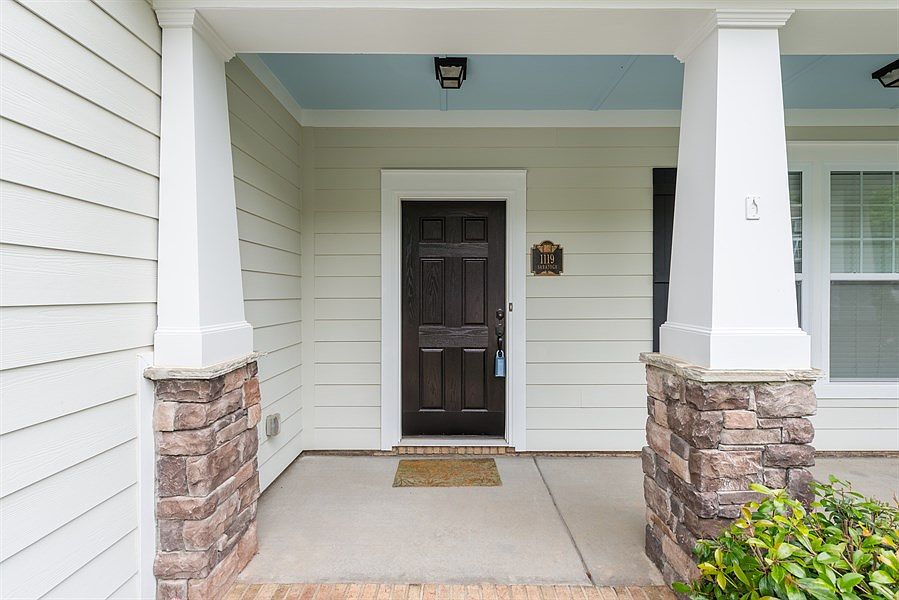 2nd image of 1119 Saratoga Blvd