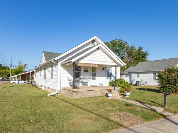 1003 Center St, Seymour, IN 47274