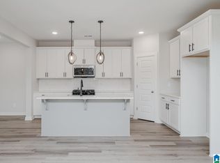 1012 Unali Townes Loop E, Leeds, AL 35094