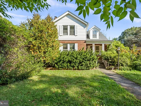 4400 Sheridan St, Hyattsville, MD 20782