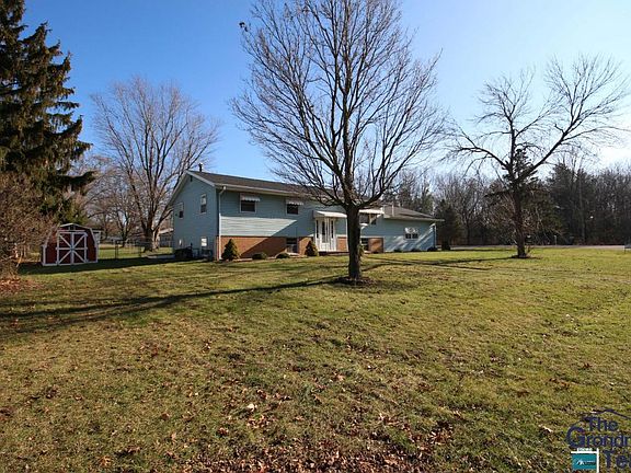 5th image of 33273 Bernice Ave