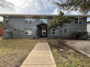 9002 Ilona Ln #8, Houston, TX 77025