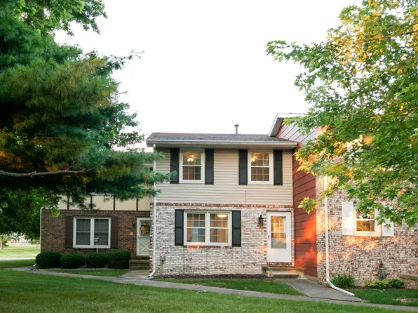 6713 N Fawndale Dr, Peoria, IL 61615