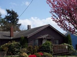 1034 9th Ave, Longview, WA 98632