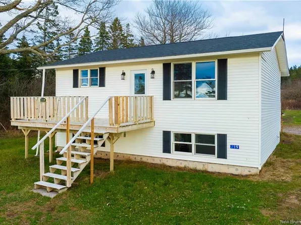 219 Maces Bay Rd, Lepreau, NB E5J 1S6