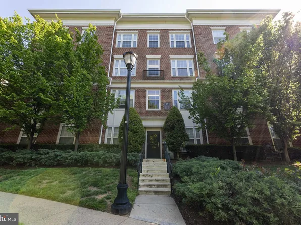 27 Booth St Unit 346, Gaithersburg, MD 20878